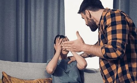 Bakıda arvadına davamlı olaraq əzab verən şəxslə bağlı qərar ləğv edildi