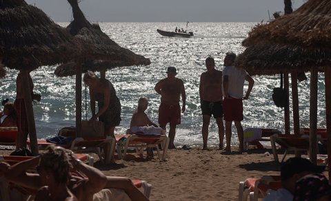 Bəzi Aİ ölkələri rusiyalı turistlərin ölkəyə girişinə tam qadağa qoyulmasını istəyir