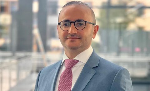 Daha bir azərbaycanlı Almaniyada baş həkim təyin olundu