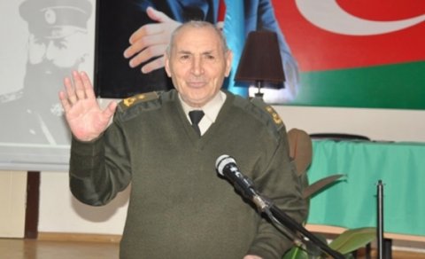Şəmistan Nəzirli tədbir zamanı qəfil vəfat edib