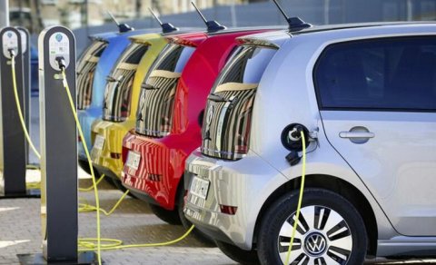 Azərbaycanda elektrikli avtomobillərə tələbat artır - İdxal rekordu