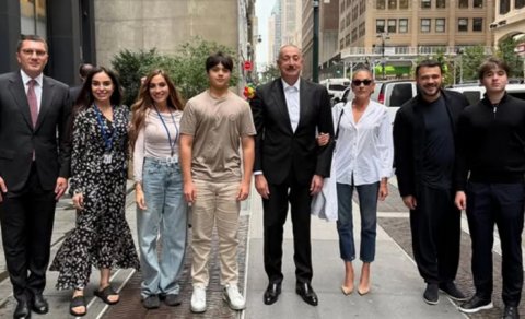Prezident və ailə üzvləri Nyu-Yorkda - FOTO