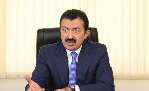 Fəxri Kazımov nə qədər pul qazanıb? - Rəqəmlər