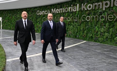 İlham Əliyev Gəncə Memorial Kompleksinin açılışında iştirak etdi - FOTO