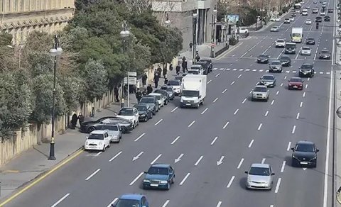 Bakıda ödənişli yoldan istifadə belə ola bilər - VİDEO