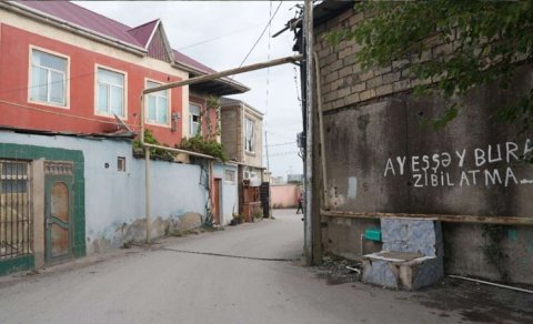 "Dərnəgül" bazarının arxasında evlər sökülür - Nə qədər pul veriləcək?