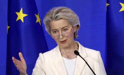 "Politico": Aİ rəhbərliyinə etimadsızlıq səsverməsi adi hala çevrilə bilər