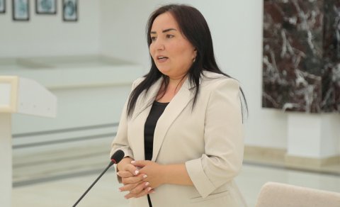 Sevindik Hətəmov xanım müavinini işdən çıxardı - FOTO
