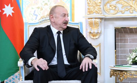 Prezident AZAL-ın təyyarə qəzası ilə bağlı vəziyyətə şəxsən nəzarət etdiyinə görə Putinə minnətdarlığını bildirib
