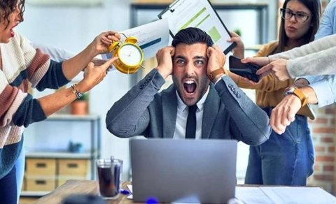 Bazar ertəsi günləri stres niyə artır? - TƏDQİQAT