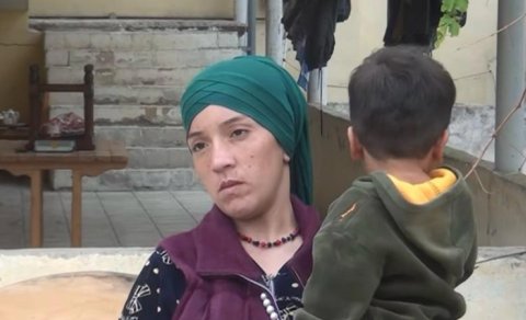 24 ildir sənədsiz yaşayır, nə nikahı var, nə də... - VİDEO