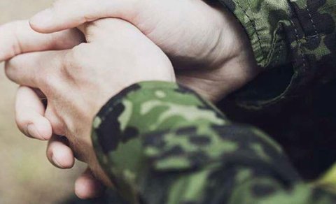 Həbsdəki sabiq qərargah rəisi vaxtından əvvəl azadlığa çıxdı