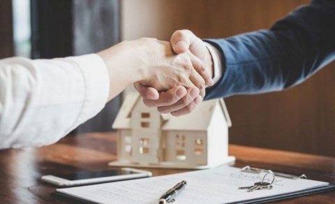 Sərmayəçılərin əlində qalan əmlak bazarı: Bahalaşmanın qarşısını necə alaq?