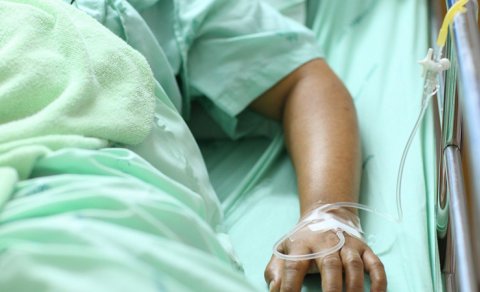 41 yaşlı müəllim işdə öldü