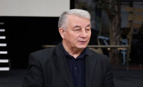 Əməkdar artist işdən çıxarıldı