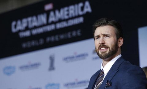 44 yaşlı "Kapitan Amerika" ilk dəfə ata oldu