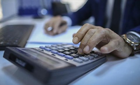 Hacı Qurban borca düşdü, tenderlərdə iştirakdan çıxarıldı