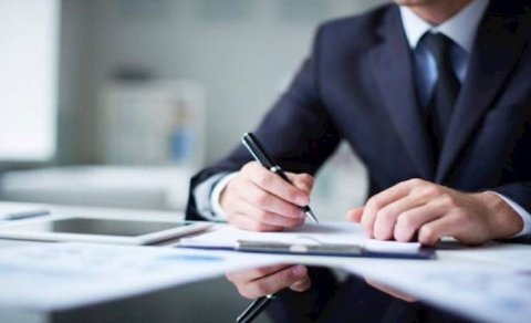 Məktəb direktoru barədə hüquq-mühafizə orqanlarına müraciət edildi