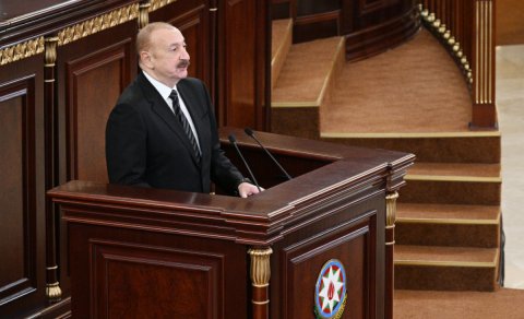 Azərbaycan Prezidenti: Bizim dilimiz çox zəngindir və xarici kəlmələrə ehtiyac da yoxdur