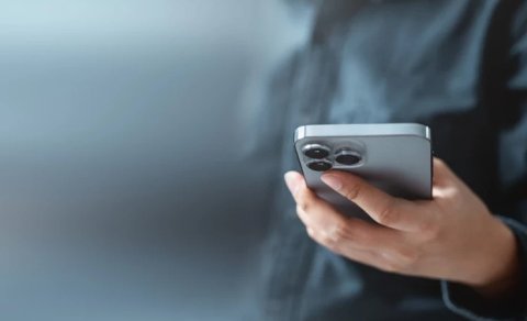 Uğurlu qadının bir həftədə yaşadığı sarsıntı: ChatGPT onun həyatını necə alt-üst etdi?