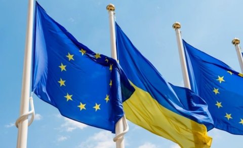 Aİ Ukraynanın maliyyə çatışmazlığını ödəmək üçün iki variantı nəzərdən keçirir - Euractiv