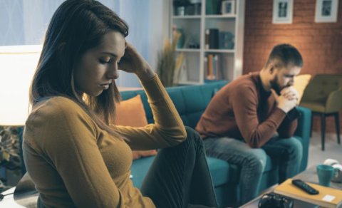 Ailə terapevti münasibətləri məyusluğa aparan səhvi açıqladı