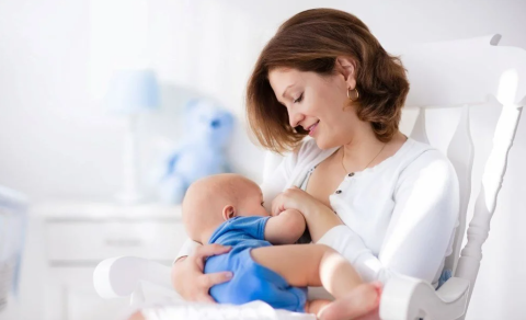 "Ana südü uşağın beyninin inkişafında əvəzolunmazdır"