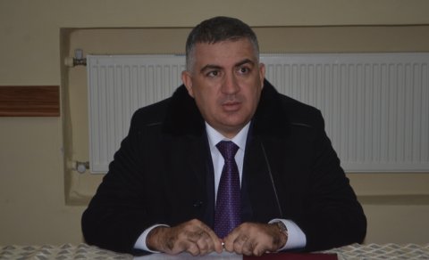 
İcra başçısı sakinləri məhkəməyə verdi