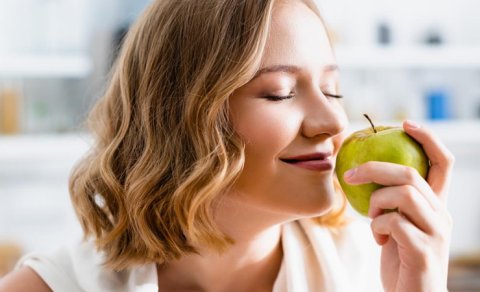 Maksimum fayda üçün almanı nə vaxt yemək lazımdır? - Diyetoloqlar açıqladı