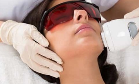 Gözəllik salonlarında lisenziyasız işləyən lazer epilyasiyası xidmətləri - VİDEO