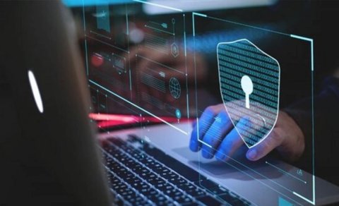 Sosial şəbəkələrdə qadınları şantaj edənləri hansı cəza gözləyir? - VİDEO