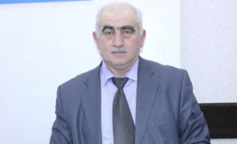 Əhməd Oruc insult keçirdi - Vəziyyəti ağırdır