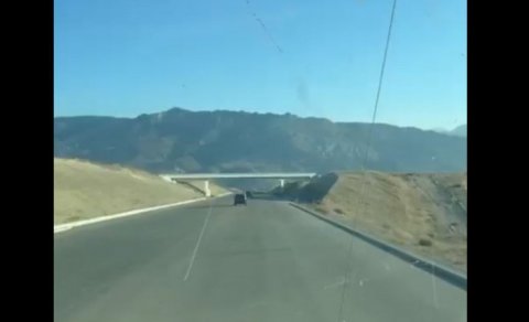 Hikmət Hacıyev Zəngəzur dəhlizində aparılan yol tikintisi ilə bağlı yeni görüntülər paylaşdı - VİDEO