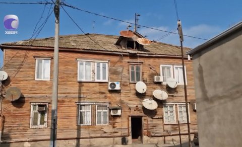 Sumqayıtda taxtalı evlər təhlükədə - VİDEO