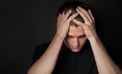 
Balakəndə 32 yaşlı kişi qadını təhqir etdi, qızının videosunu sosial şəbəkədə paylaşdı –TƏFƏRRÜAT