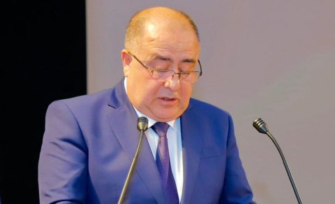 Naxçıvanda Baş nazir səlahiyyətlərini kim icra edir?