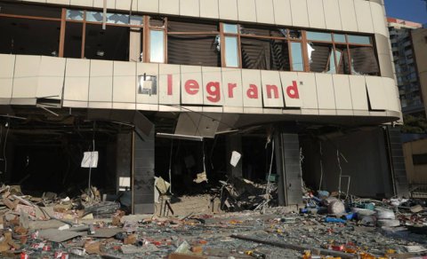 Bakıda partlayış olan ofisdən FOTOLAR