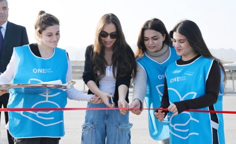 Leyla Əliyeva yeni parkın açılışında iştirak etdi - FOTO
