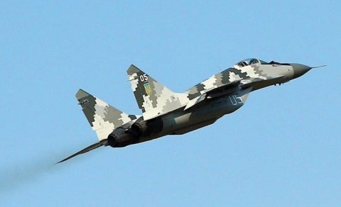 Niyə qırıcılar aşağı hündürlüklərdə daha çox yanacağa ehtiyac duyurlar?