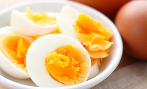 Hər gün yumurta yemək və xolesterindən narahat olmamaq olarmı?