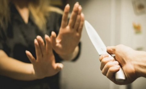 Gəncədə qadın bıçaqlandı: Əri şübhəli bilinir