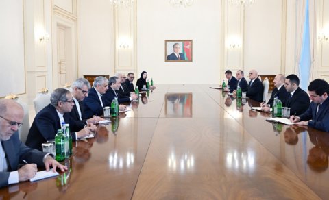 Prezident İranın xarici işlər nazirinin rəhbərlik etdiyi nümayəndə heyətini qəbul etdi - FOTO
