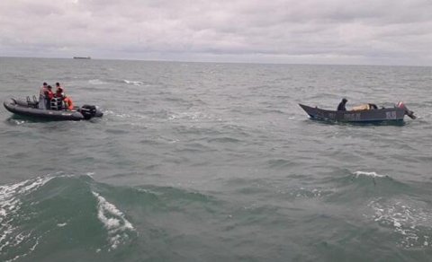 Xəzər dənizində 2 nəfər itkin düşüb
