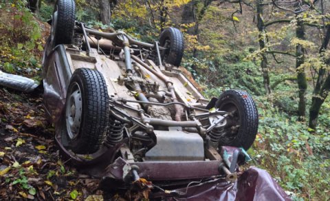 Bacısının ölümünə səbəb olan sürücü digər bacısının yasından qayıdırmış