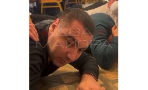 Rusiya xüsusi təyinatlı polis dəstəsi Azərbaycan diasporunun nümayəndələrinə qarşı əməliyyat keçirib - VİDEO