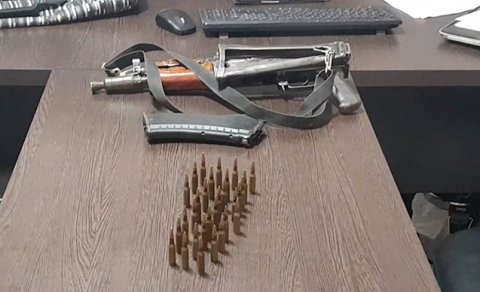 Polis 14 avtomat aşkarladı