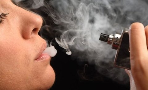 
Azərbaycanda elektron siqaretlər qadağan olunur