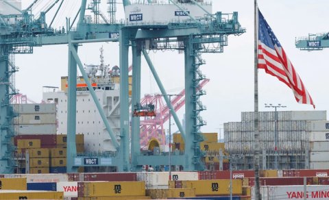 Trampın tarifləri ucuz Çin istehlak mallarını ABŞ-dan Avropaya yönləndirir