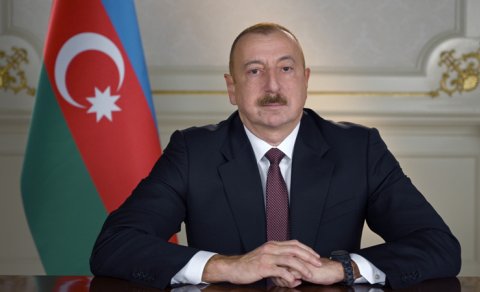 Prezident konqres iştirakçılarına müraciət ünvanladı