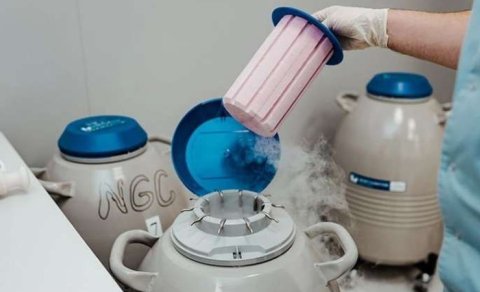 Sosial şəbəkədə folekul satışı...